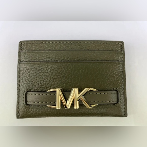 Michael Kors, RARE BELTED Large Pebbled Leather Card Case - Picture 4 of 8